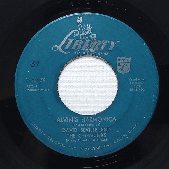 David Seville & Chipmunks Vinyl 45 Alvin's Harmonica / Mediocre G+ Novelty - Picture 1 of 2